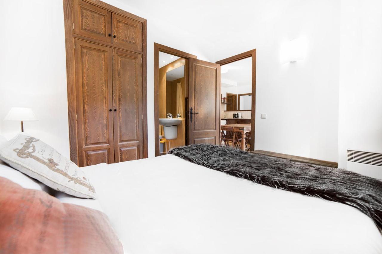Apartaments Esquirol Ел Тартер Екстериор снимка