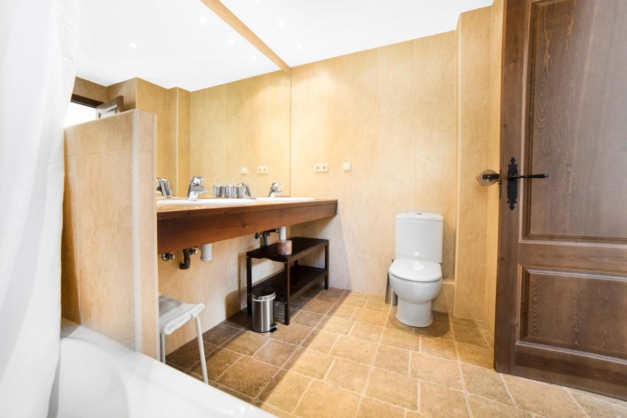 Apartaments Esquirol Ел Тартер Екстериор снимка